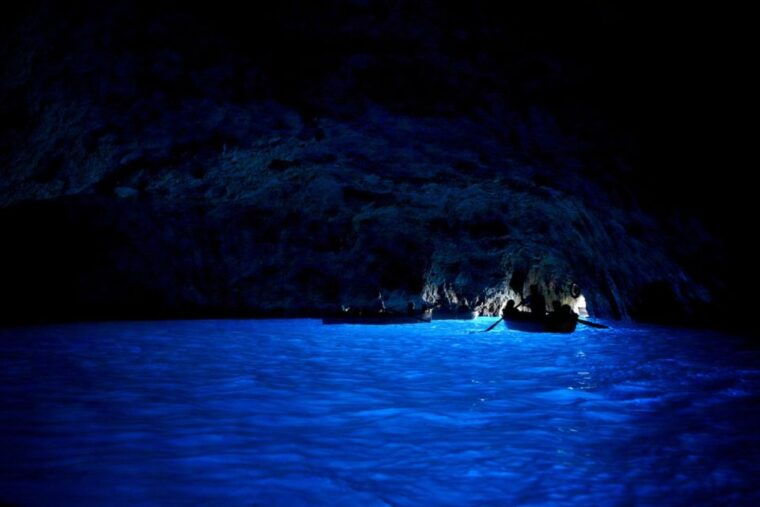 from-naples-capri-and-blue-grotto-day-tour
