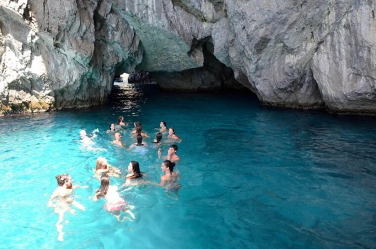 from-naples-capri-boat-day-trip-with-drinks