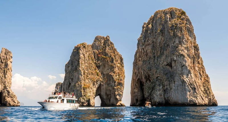 FROM NAPLES: Capri island Boat tour with stop swimming - The Itinerary in Detail