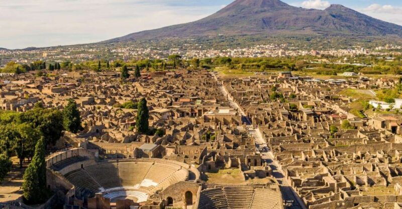 from-naples-guided-pompei-mount-vesuvius-with-pizza-lunch