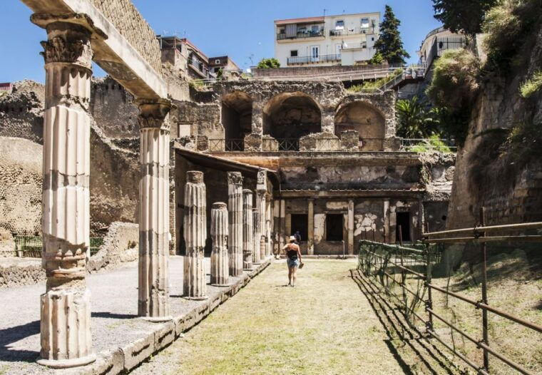from-naples-herculaneum-skip-the-line-guided-tour