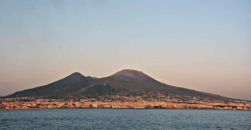 from-naples-pompeii-and-vesuvius-day-tour