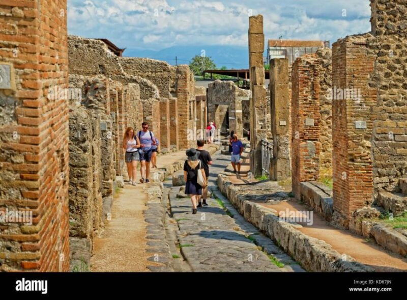 from-naples-pompeii-and-vesuvius-day-tour