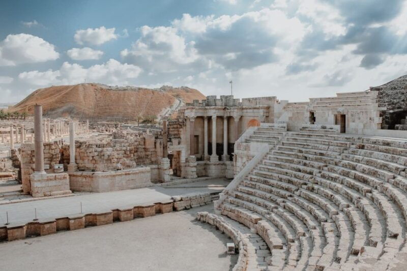 from-naples-pompeii-ruins-vip-guided-tour