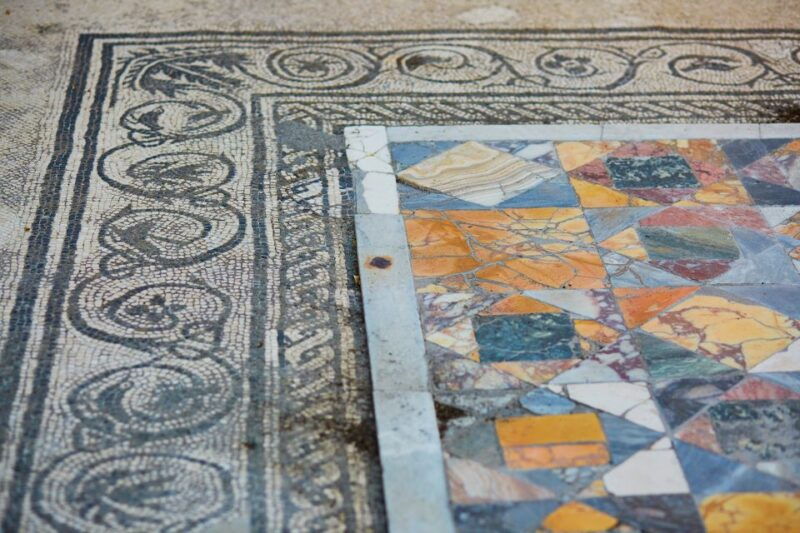 from-naples-pompeii-skip-the-line-guided-tour
