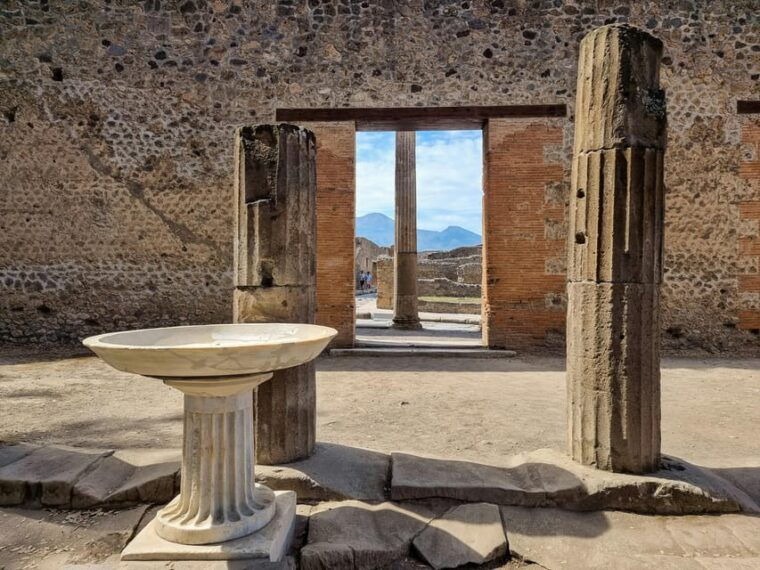 from-naples-pompeii-sorrento-and-positano-full-day-tour
