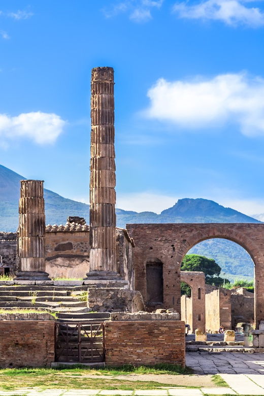 from-naples-port-pompeii-amalfi-tour