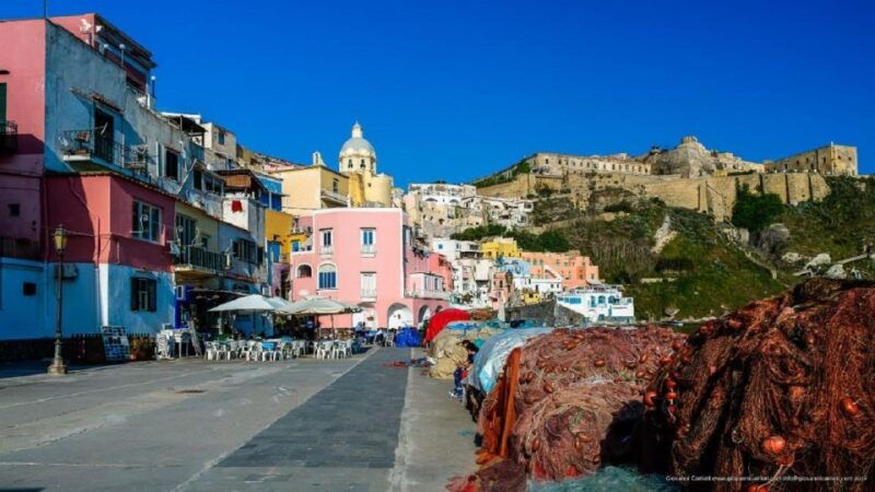 from-naples-procida-island-day-trip-with-lunch-2