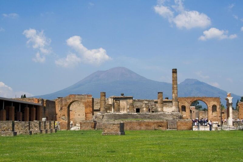 from-naples-sorrento-pompeii-capri-full-day-private-tour