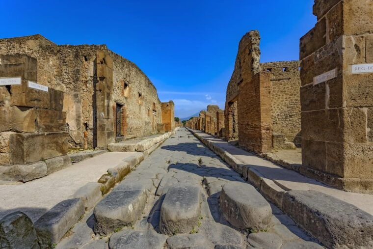 from-naples-sorrento-pompeii-capri-full-day-private-tour