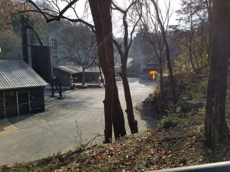 from-nashville-lynchburg-jack-daniels-distillery-tour