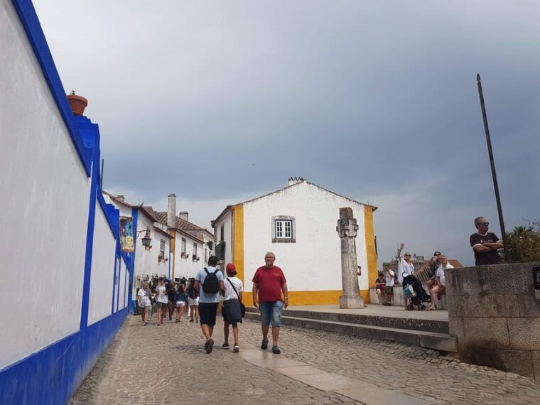 from-nazare-road-by-the-coast-to-obidos