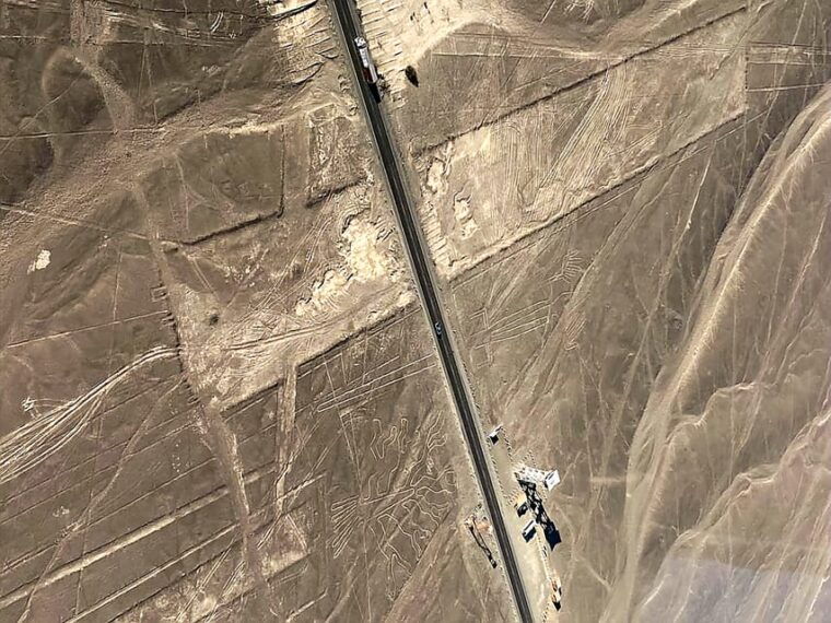 from-nazca-flight-over-nazca-lines-with-ground-commentary