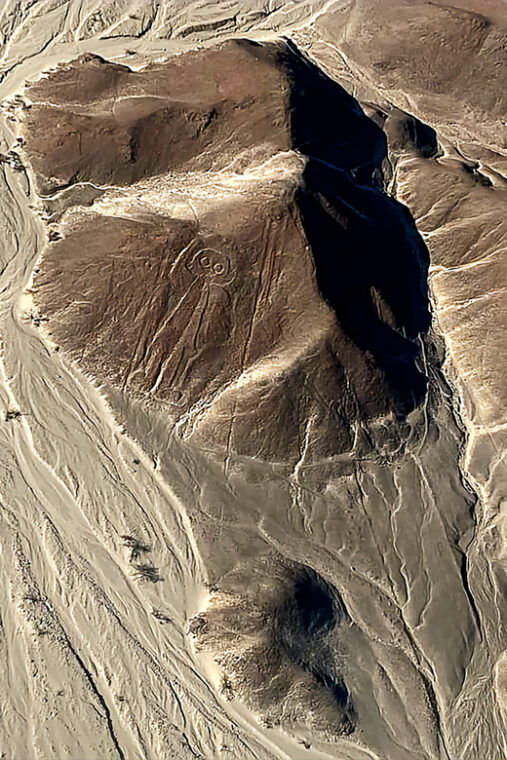 from-nazca-flight-over-nazca-lines-with-ground-commentary