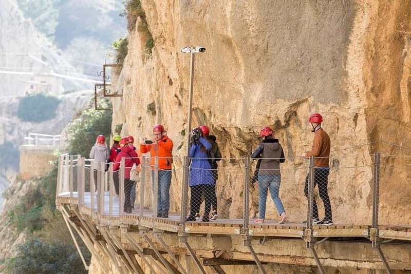 From Nerja to Málaga: Caminito del Rey Private Tour - How the Tour Works: An In-Depth Look