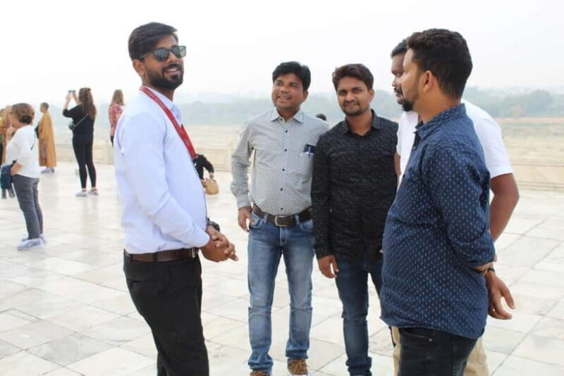 From New Delhi : 2 Days New Delhi & Taj Mahal Guided Tour - Exploring Delhi: A City of Contrasts