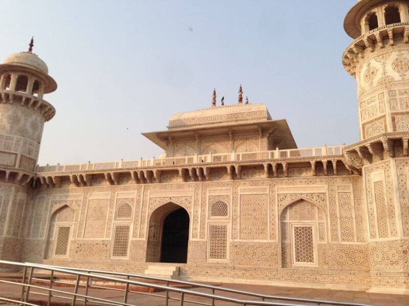 From New Delhi : Tajmahal Tour by Train All Inclusive - Who Is This Tour Best For?