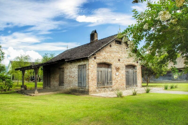 from-new-orleans-whitney-plantation-ticket-transportation