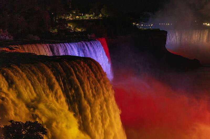 from-new-york-city-niagara-falls-one-day-tour-2