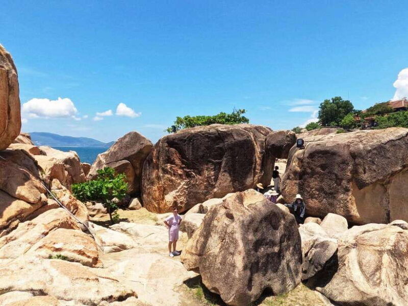 from-nha-trang-4-day-tour-to-mui-ne-with-wine-castle-visit