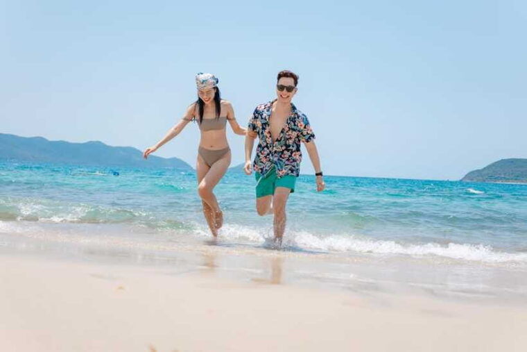 from-nha-trang-snorkeling-bbq-and-mud-bath-day-trip