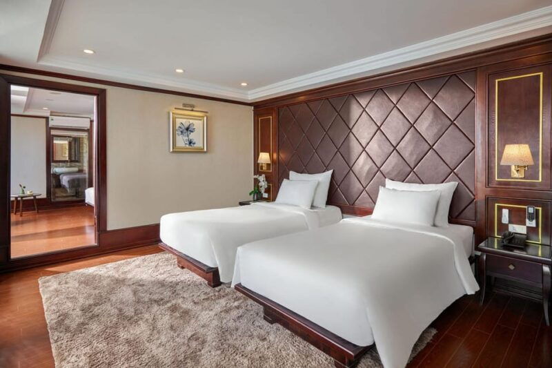 from-ninh-binh-3-day-verdure-lotus-luxury-lan-ha-bay-cruise