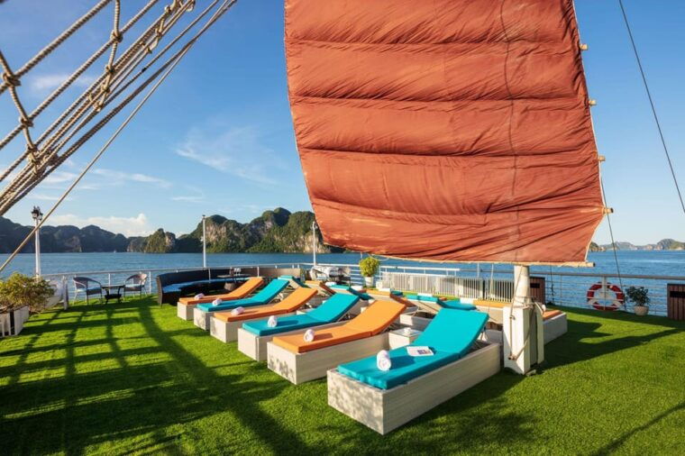from-ninh-binh-3-day-verdure-lotus-luxury-lan-ha-bay-cruise