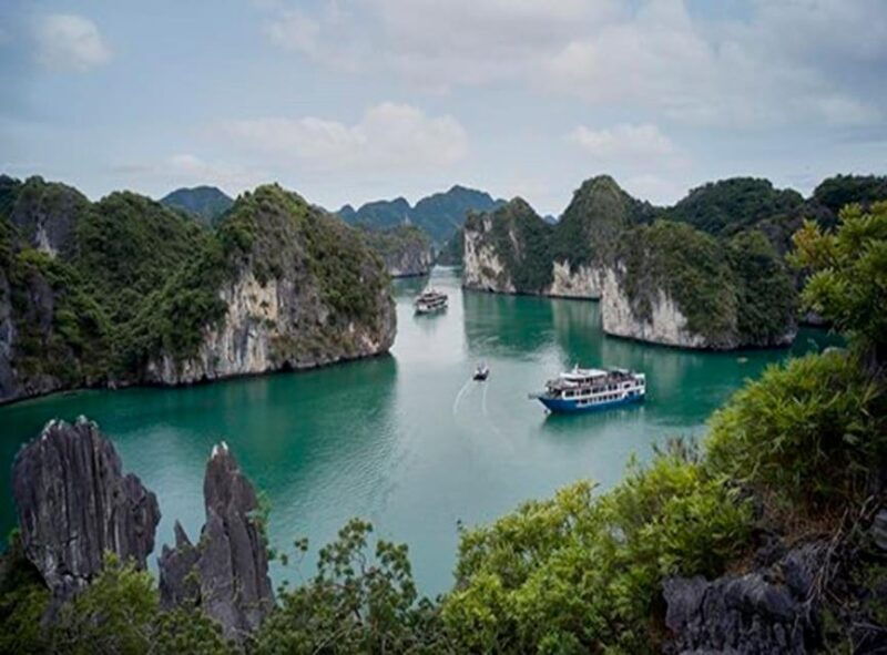 from-ninh-binh-lapandora-boutique-cruise-2-days-guide-tour