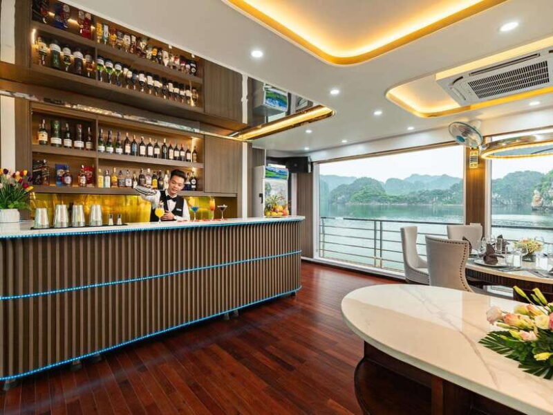 From Ninh Binh:Day Ha Long Bay Premium Cruise-Buffet&Jacuzzi - Real Insights from Reviewers