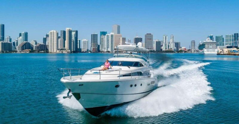 from-north-bay-village-private-boat-party-with-champagne