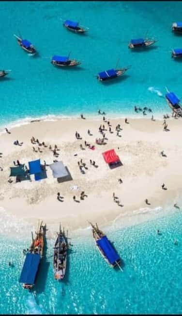 FROM NUNGWI : PRISON ISLAND AND NAKUPENDA SANDBNK WITH LUNCH - Key Points