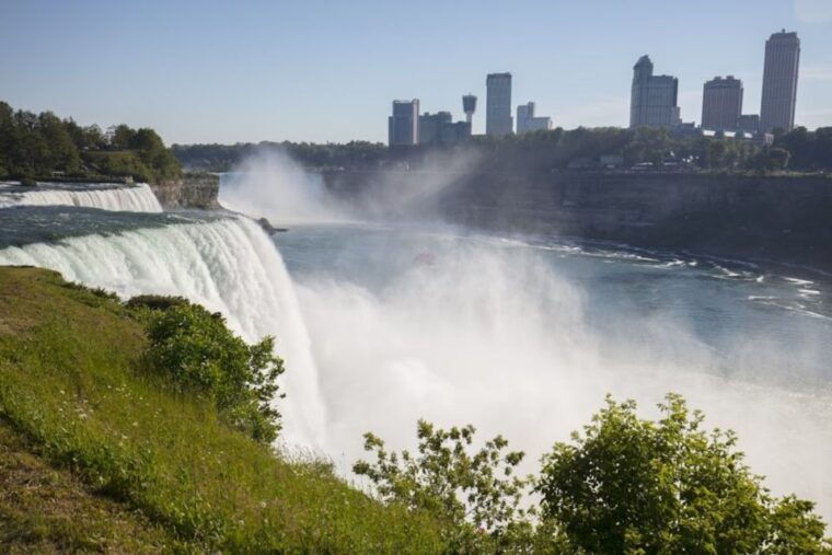 from-nyc-niagara-falls-1000-islands-3-day-tour