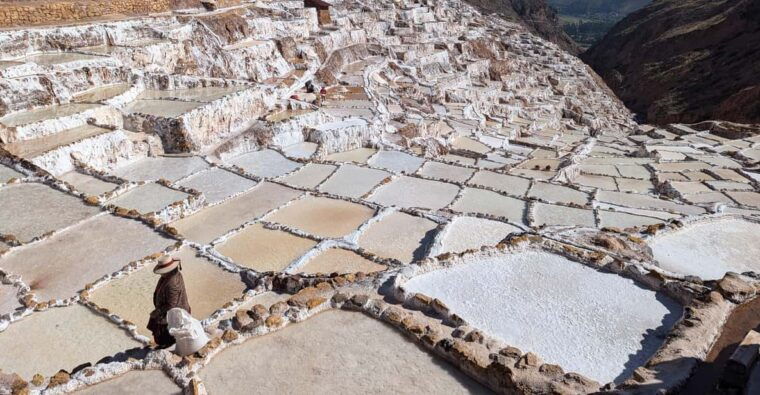 from-ollantaytambomoray-salt-mines-chinchero-end-in-cusco