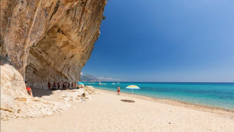 from-orosei-dorgali-hike-to-cala-luna-guided-day-trip