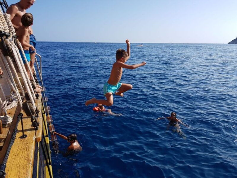 from-palamos-southern-coast-sailing-tour