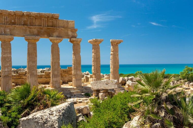 from-palermo-archaeological-park-tour-of-selinunte-and-mazara-del-vallo