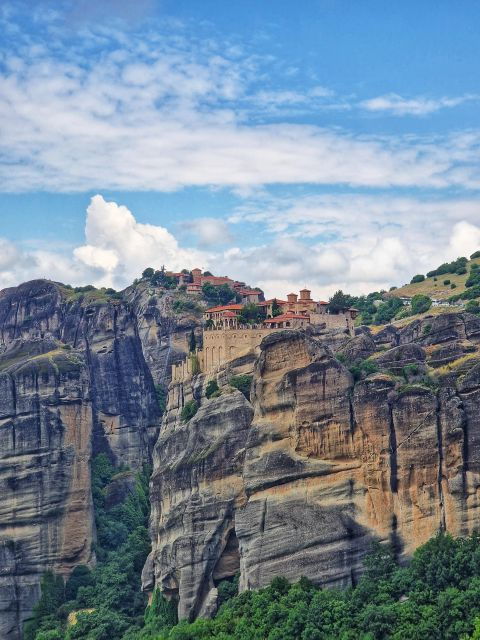 from-parga-magical-meteora-tour