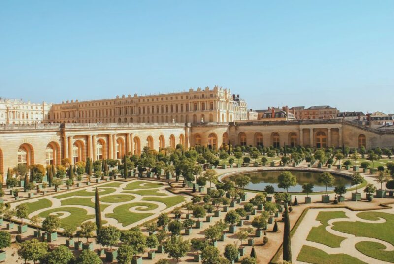 From Paris: Day Trip to Giverny & Versailles with Lunch - An In-Depth Look at the Experience