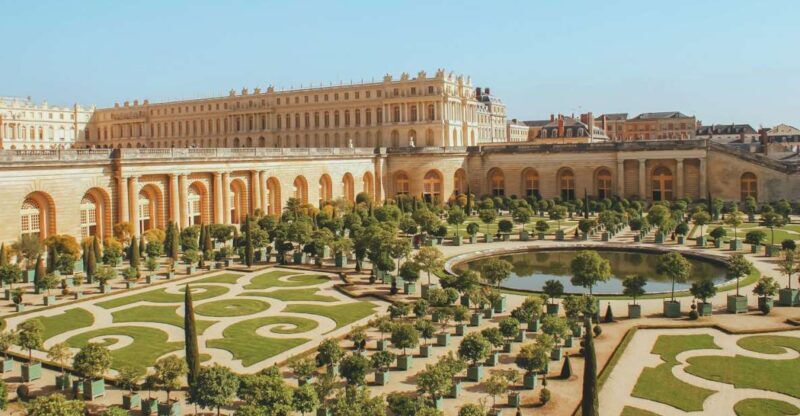 From Paris: Day Trip to Giverny & Versailles with Lunch - Considerations Before Booking