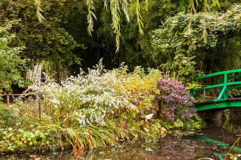 from-paris-giverny-day-trip-with-audio-guide-or-live-guide