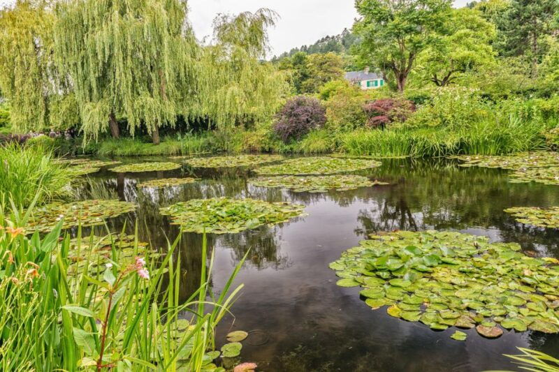 from-paris-guided-day-trip-to-monets-garden-in-giverny