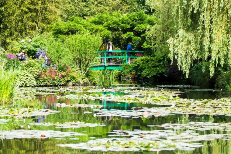 from-paris-guided-day-trip-to-monets-garden-in-giverny