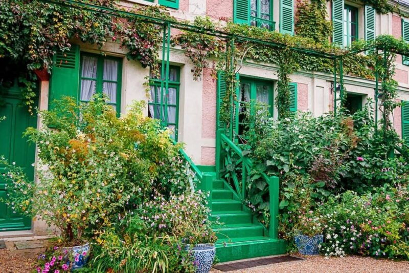 from-paris-half-day-giverny-monets-gardens-tour
