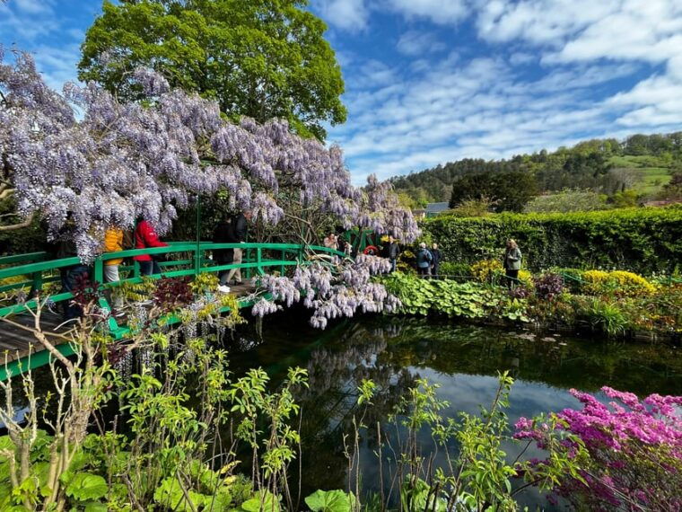 from-paris-half-day-giverny-on-a-private-tour