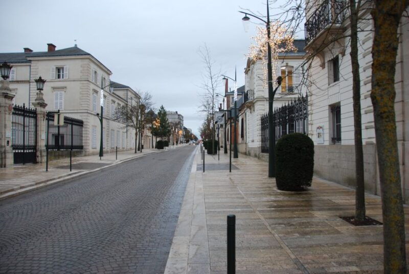 from-paris-private-champagne-tour-tastings-at-moetchandon