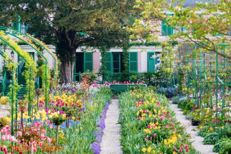 from-paris-private-day-trip-to-giverny-and-auvers-sur-oise