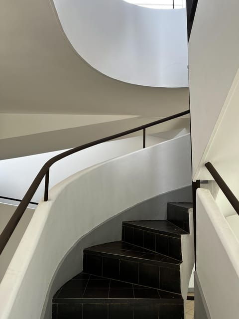 from-paris-private-tour-villa-savoye-le-corbusier