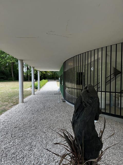 from-paris-private-tour-villa-savoye-le-corbusier