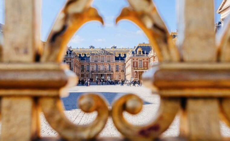 from-paris-versailles-guided-tour-with-skip-the-line-entry