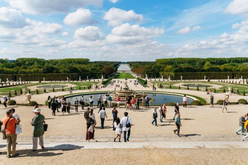 from-paris-versailles-palace-gardens-with-transportation-2